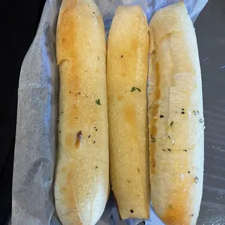 6 Breadsticks
