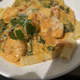 Bell Pepper Shrimp Pasta