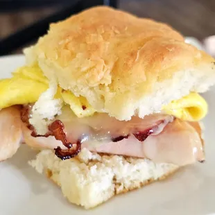 Breakfast Steam Engine on a biscuit