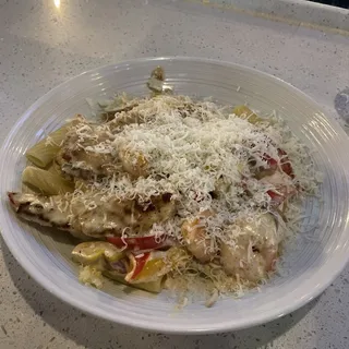 CAJUN ALFREDO RIGATONI
