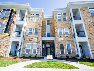 One One Six Apartments