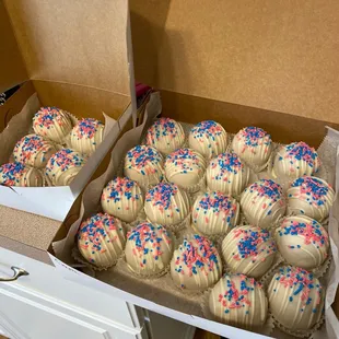 Cake balls!