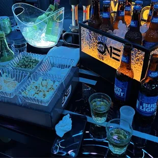 The One Karaoke & Lounge