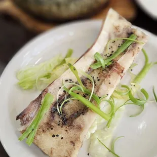 Bone marrow for the stone pot pho