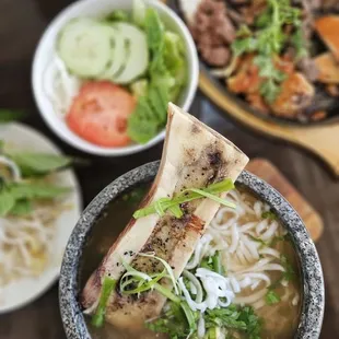 ramen and noodles, food
