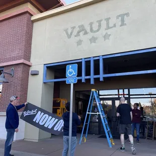 Official banner hanging dat