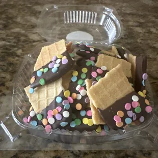 Chocolate dipped waffle chips