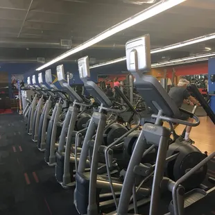 Plenty of ellipticals, treadmills, and bikes!