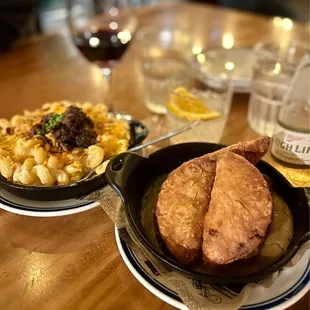 Their signature Chicken Pot Pie Bites are a must. Mac n Cheese with added Short Rib was good too.