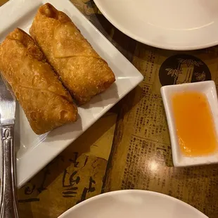 2 Piece Egg Rolls