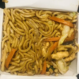 Chicken Lo Mein