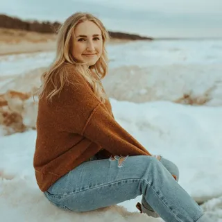 Arianna K.