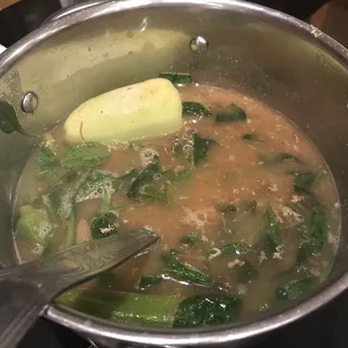 32 oz. Sinigang Soup Only