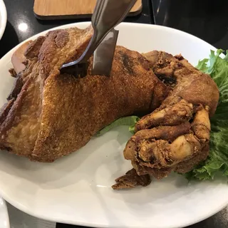 Crispy Pata Large
