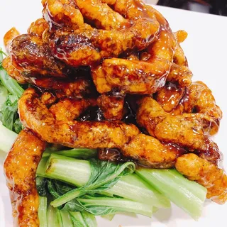 L8. Shredded Shiitake Mushroom with Broccoli