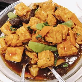 L12. Tofu with Organic Mushroom and Basil