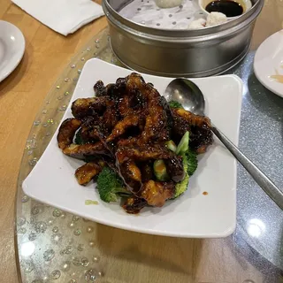 Fried Shiitake Mushrooms in Black Bean Sauce