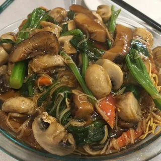 Triple Mushroom Pan-Fried Noodle