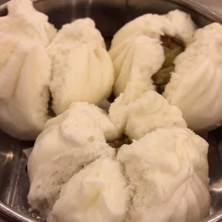 4. Steamed Vegetable Bun