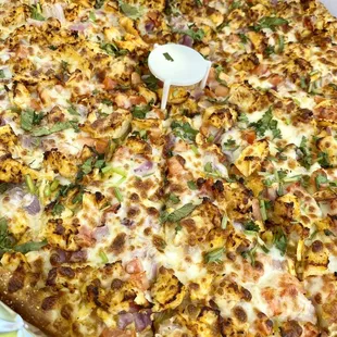 C5. Butter Chicken (Family 16")