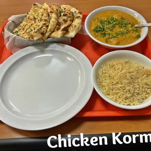Chicken Korma &amp; Garlic Naan bread