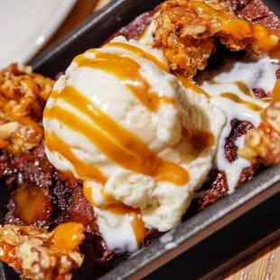 Dessert Warm Brownie Sundae