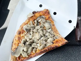 Lil Niro's Pizza & Subs