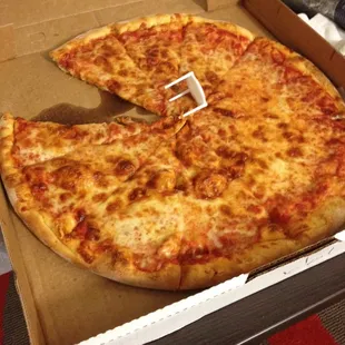 Now that's a good lookin pie!!