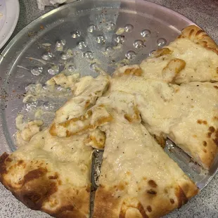 Chicken Alfredo Pizza