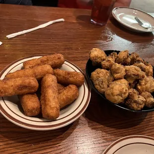 Famous Fried Mushrooms Mozzarella Cheese Sticks