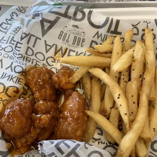 Mango Habanero boneless wings &amp; French fries