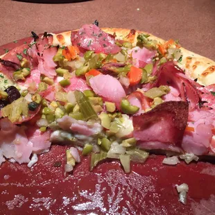 Muffuletta pizza