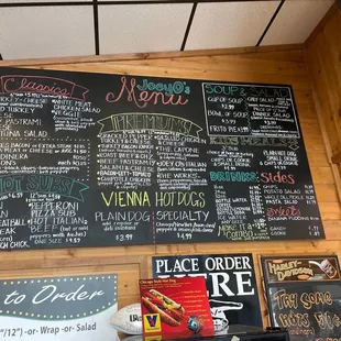 Great sando place with good bread! Lotsa choices on the menu!