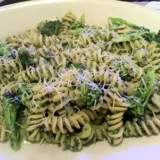 Alondra's Broccoli Al Pesto