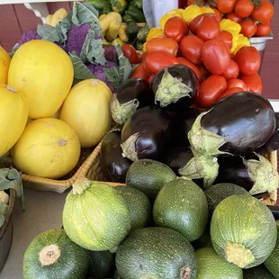 So much color and fresh fruit and vegetables