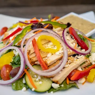 Greek Salad With Chicken