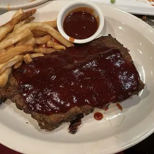 Ribs with a side of French Fries