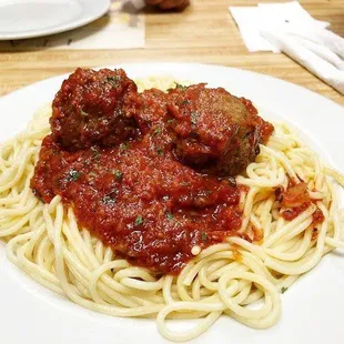 Spaghetti and meatballs, a true classic