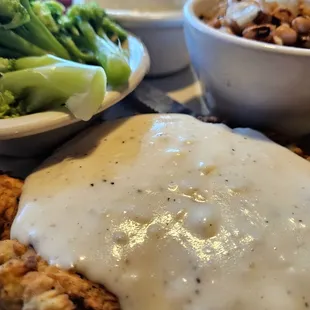 The Chicken Fried Steak with Black eyed peas and broccoli!