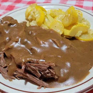 Roast beef and boiled squash!!