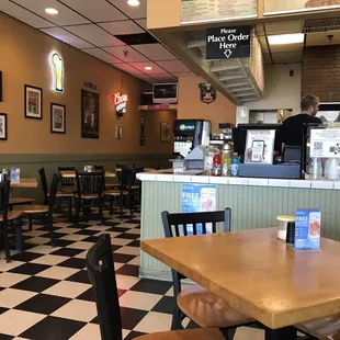 sushi and sashimi, interior