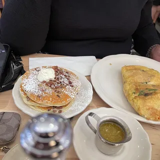 *Fresh Vegetarian Omelette - Regular