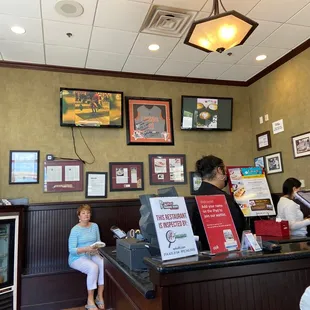 The main entrance of the Original Pancake House