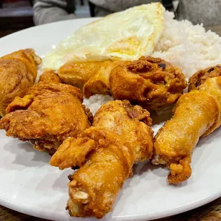 Fried Drumsticks with Egg and Rice