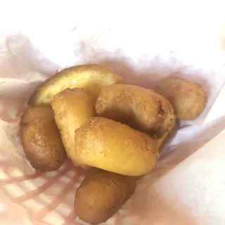 12 Mini Corn Dogs
