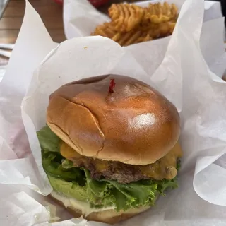 EDS SHRIMP & AVOCADO BURGER