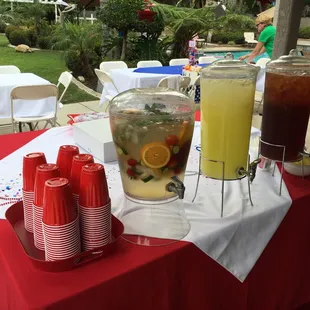And the gals provided drinks!