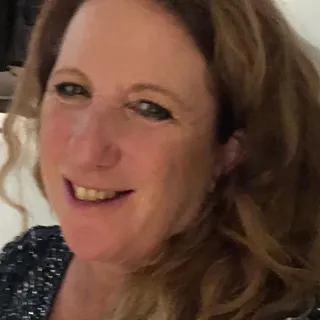 Cindi W.