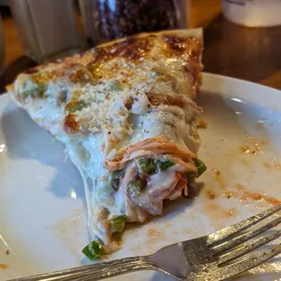 FOUR STAR Pepperoni, Italian sausage, mushrooms, green peppers and mozzarella cheese.