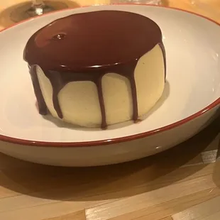 Boston cream pie